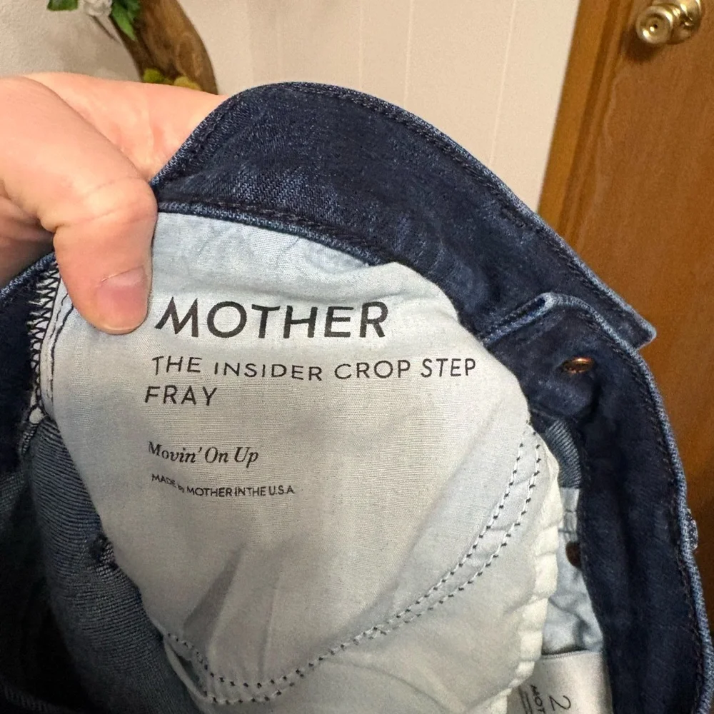 MOTHER The Insider Crop Step Fray Women's Deep Indigo Jeans - Picture 5 of 8